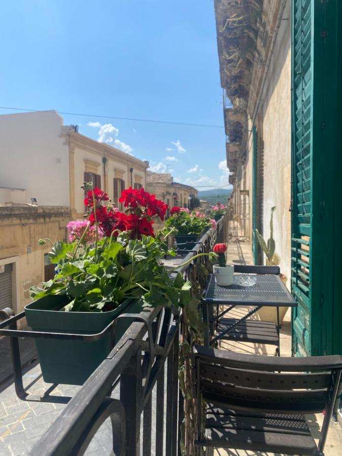 Palazzo Zappata Luxury Room Noto Centro Екстер'єр фото